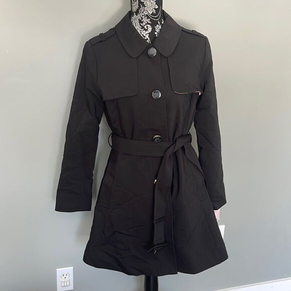 Kate Spade New York
Belted Cotton-Blend Trench Coat NEW. $320 - Picture 3 of 4
